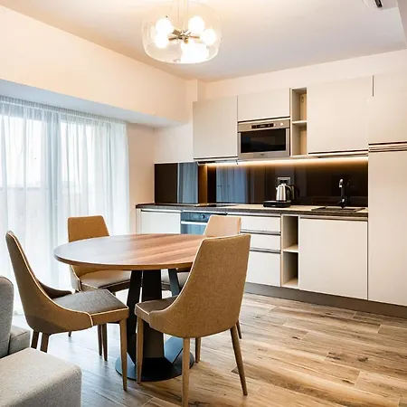 Apartament Novos Cityscape Serenity