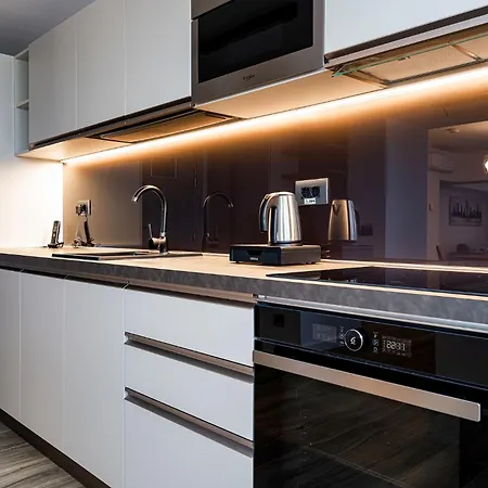 Apartament Novos Cityscape Serenity *