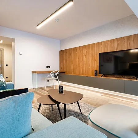 Apartment Novos Cityscape Serenity *